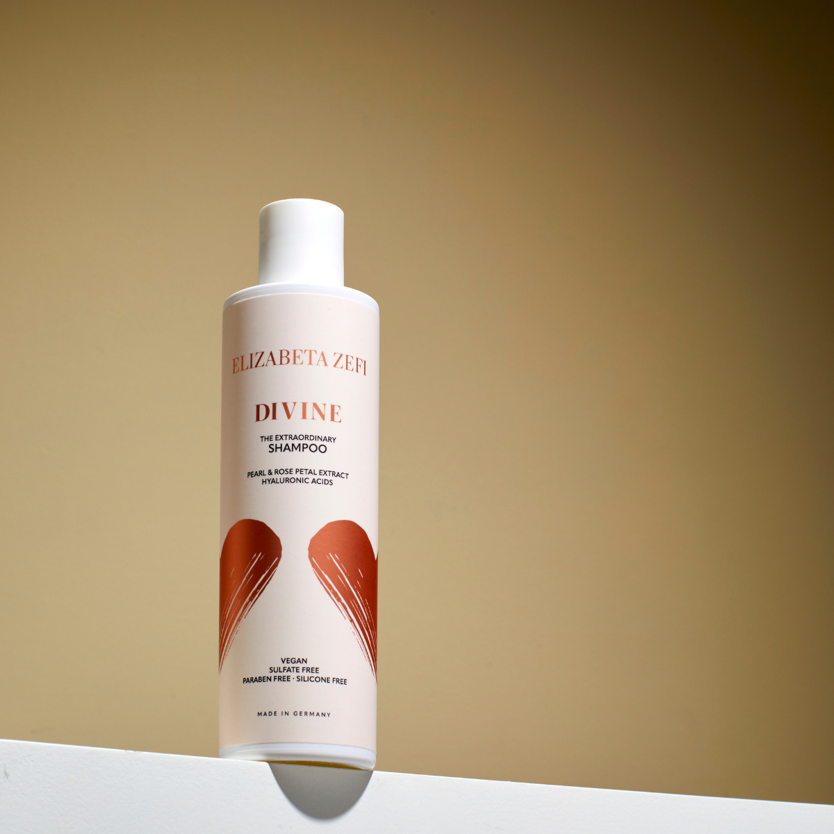 Elizabeta Zefi Divine Shampoo the extraordinary Shampoo